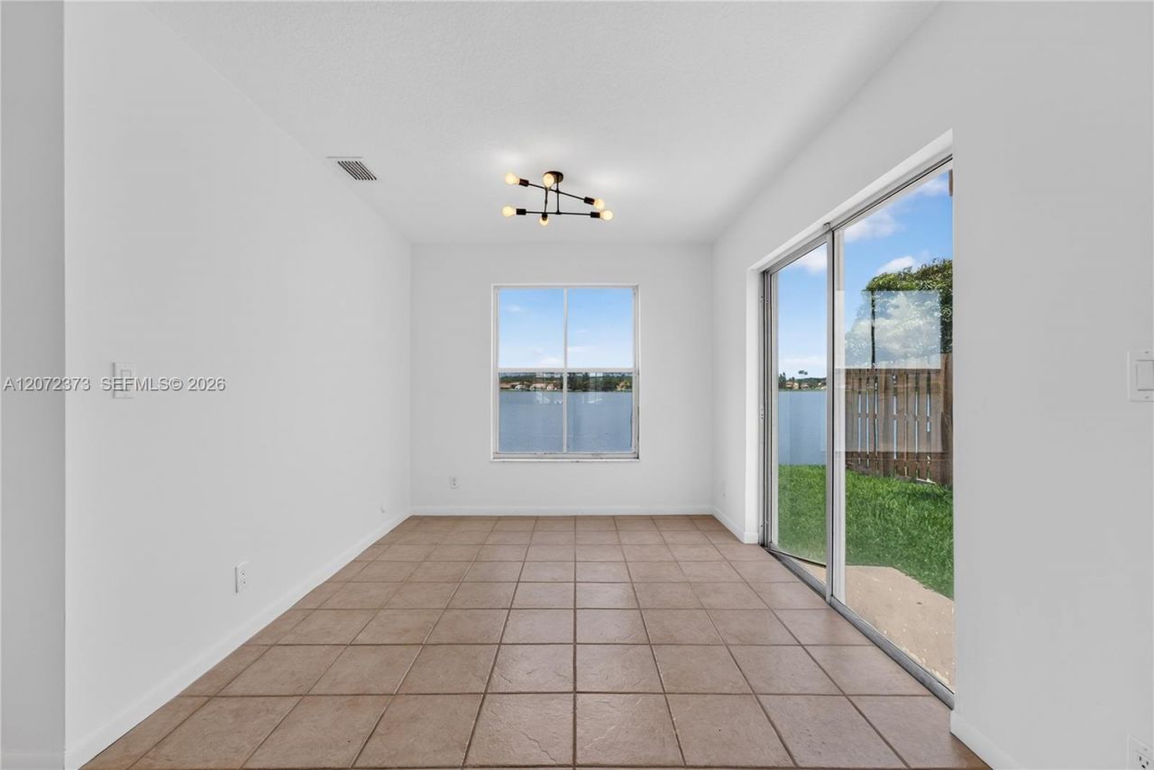 6733 Bayfront Dr, Margate, FL 33063 Photo
