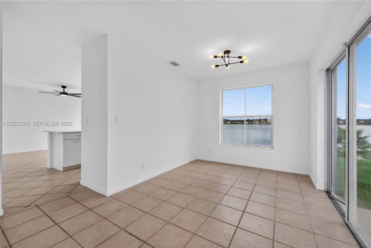 6733 Bayfront Dr, Margate, FL 33063 Photo