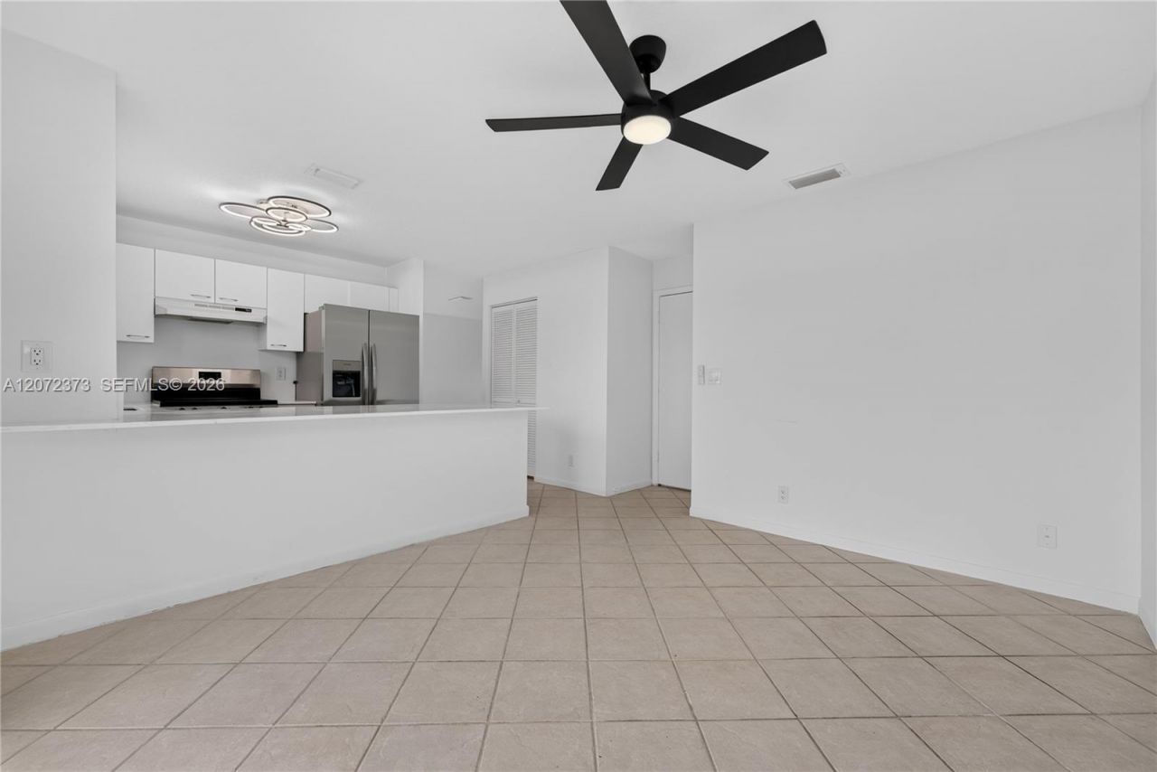 6733 Bayfront Dr, Margate, FL 33063 Photo