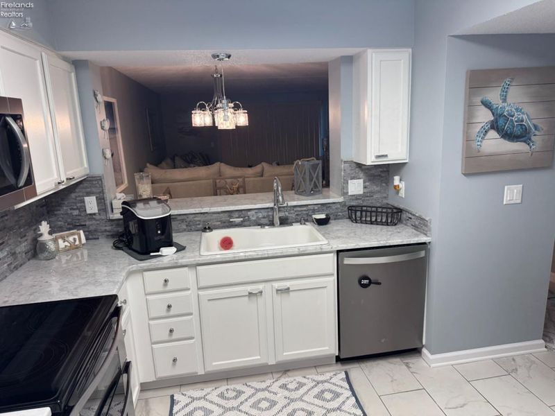 43 Marina Point Drive, Sandusky, OH 44870 Photo 11