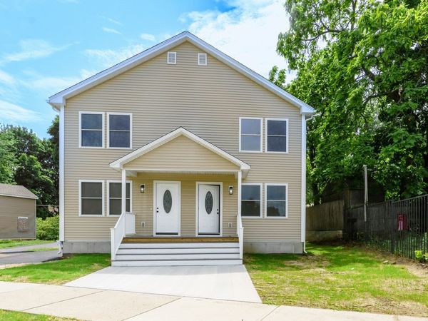 144-146 Magazine St, Springfield, MA 01109