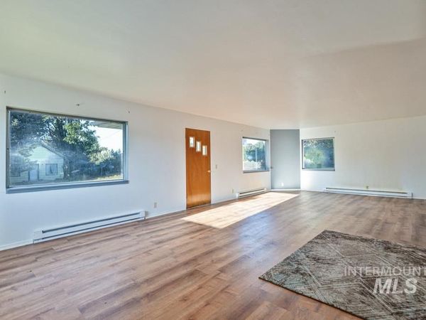 308 E Church Street, Uniontown, WA 99179