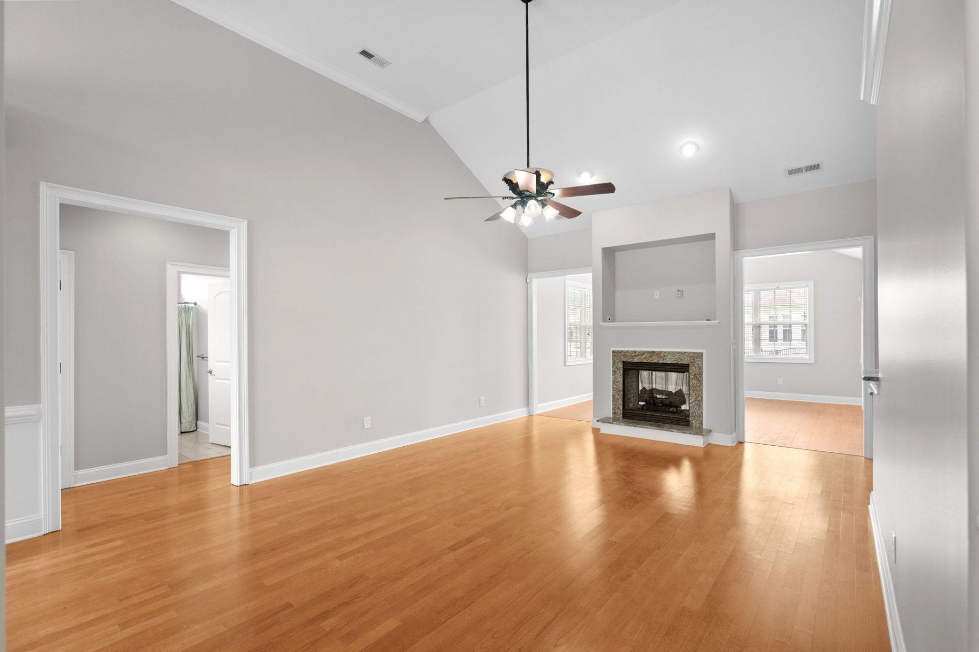970 Shipmaster Ave. Photo 19