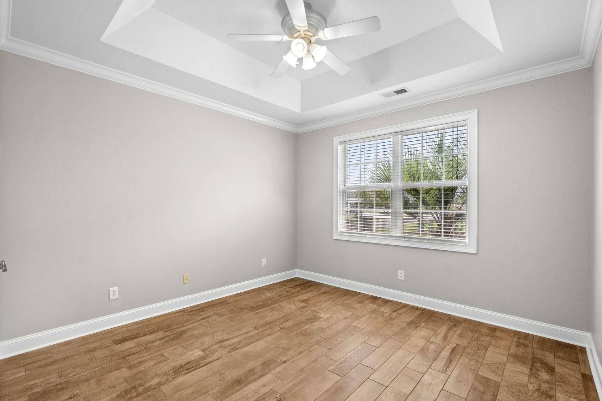 970 Shipmaster Ave. Photo 47