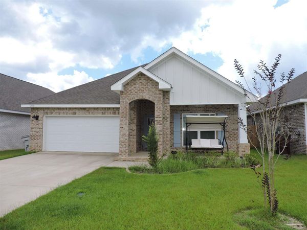 5851 Sargassum Ln, Milton, FL 32583
