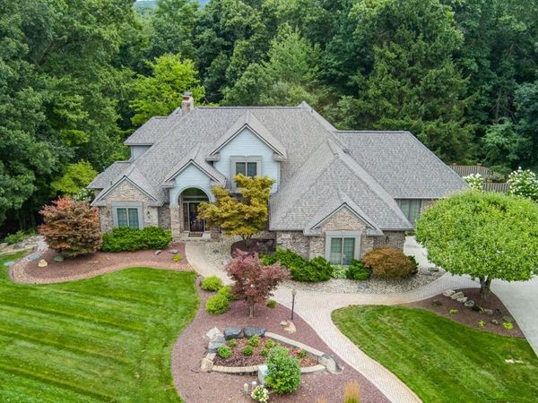 805 Maple Road , Groveland Township, Mi 48462