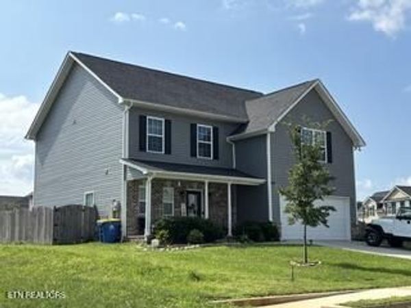 2701 Farmhouse Drive, Maryville, TN 37803