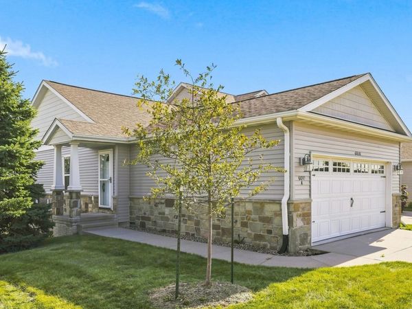 6010 Deere Creek Lane , Unit A, Davenport, IA 52807
