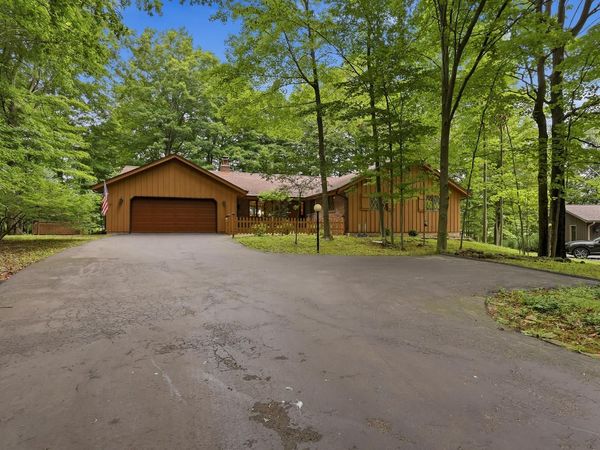 1728 Sunnyside COURT, Sheboygan, WI 53081
