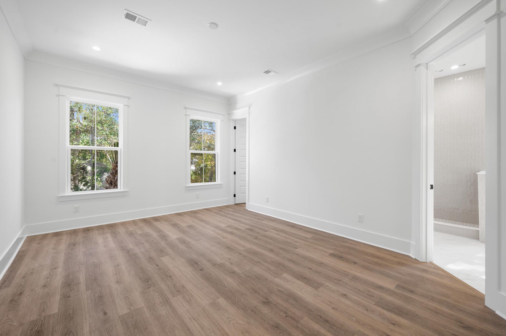 1501 Reserve Parkway Photo 10
