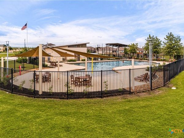 204 Yucca Drive, Seguin, TX 78155