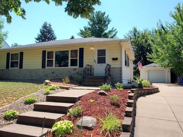 1696 Conway Street , Saint Paul, MN 55106