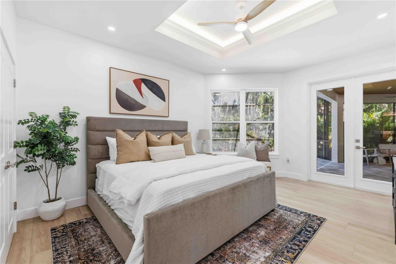 1354 Tearose Place, Sarasota, FL 34239 Photo