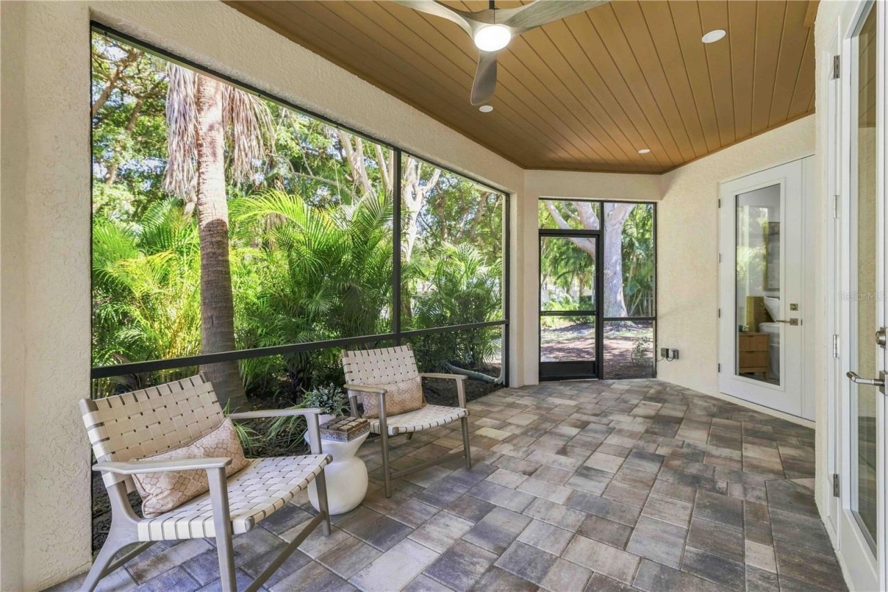 1354 Tearose Place, Sarasota, FL 34239 Photo