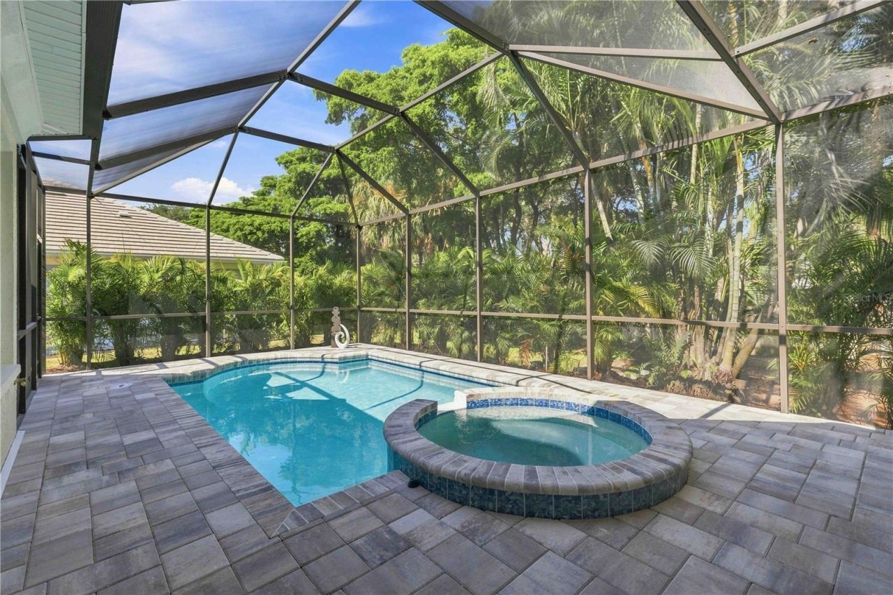 1354 Tearose Place, Sarasota, FL 34239 Photo
