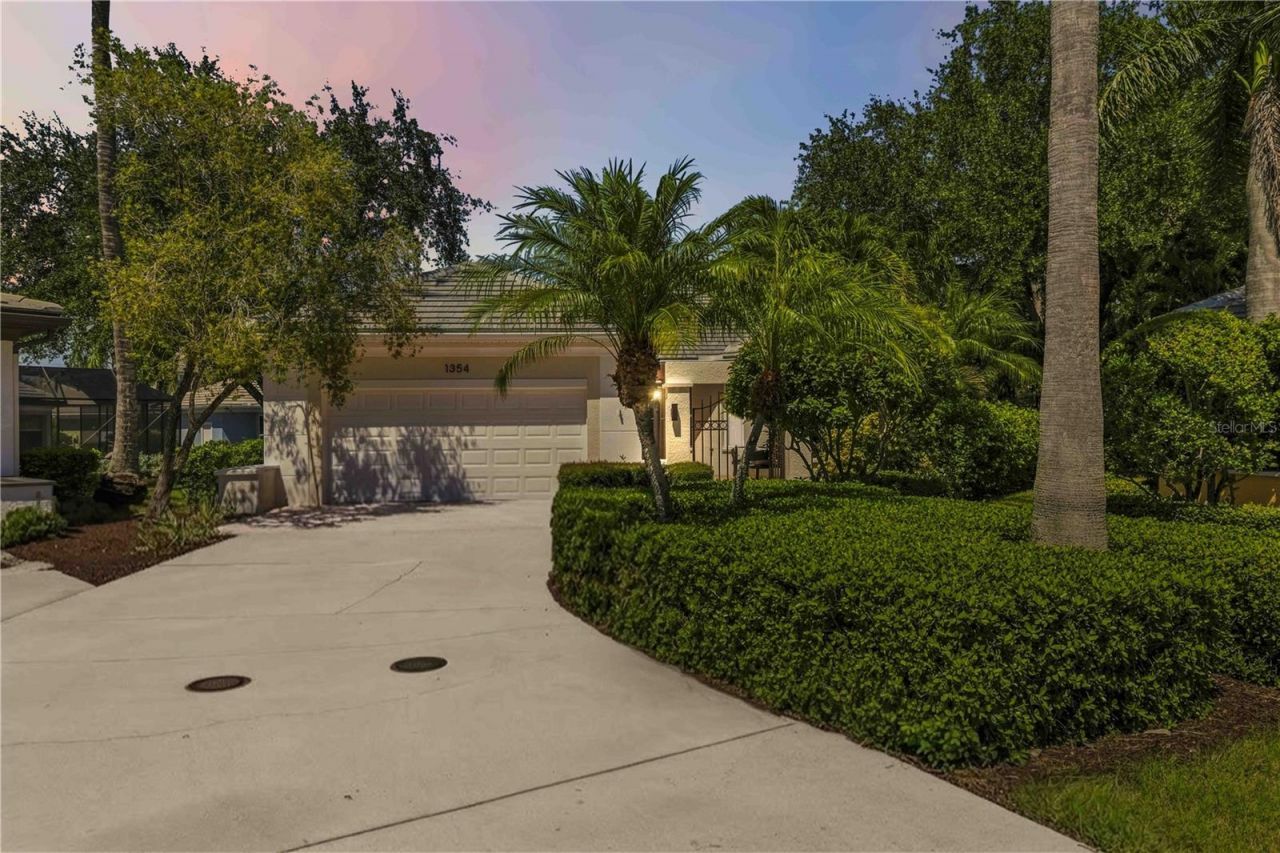 1354 Tearose Place, Sarasota, FL 34239 Photo