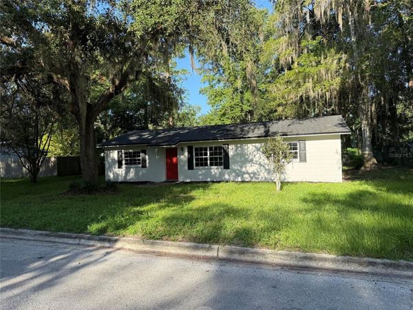 2100 SE 50TH STREET , GAINESVILLE, FL 32641