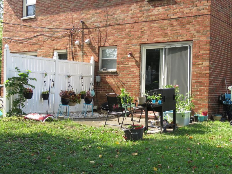 1379-1381 Bradshire Drive, Columbus, OH 43220 Photo 6