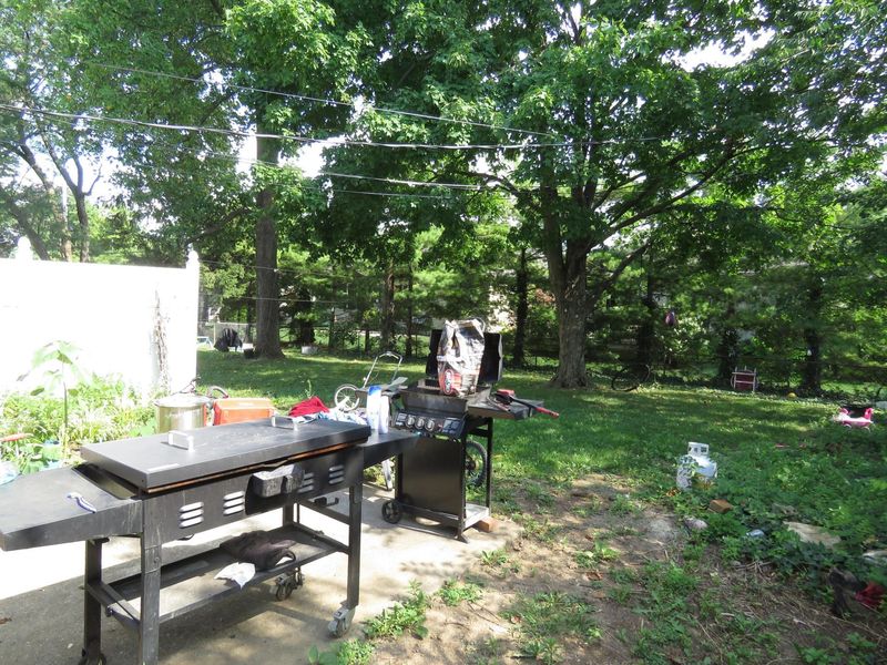 1379-1381 Bradshire Drive, Columbus, OH 43220 Photo 7