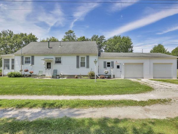 230 Harrison Street , Caledonia, OH 43314