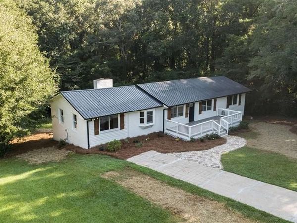 930 Honeysuckle Trail, Winder, GA 30680