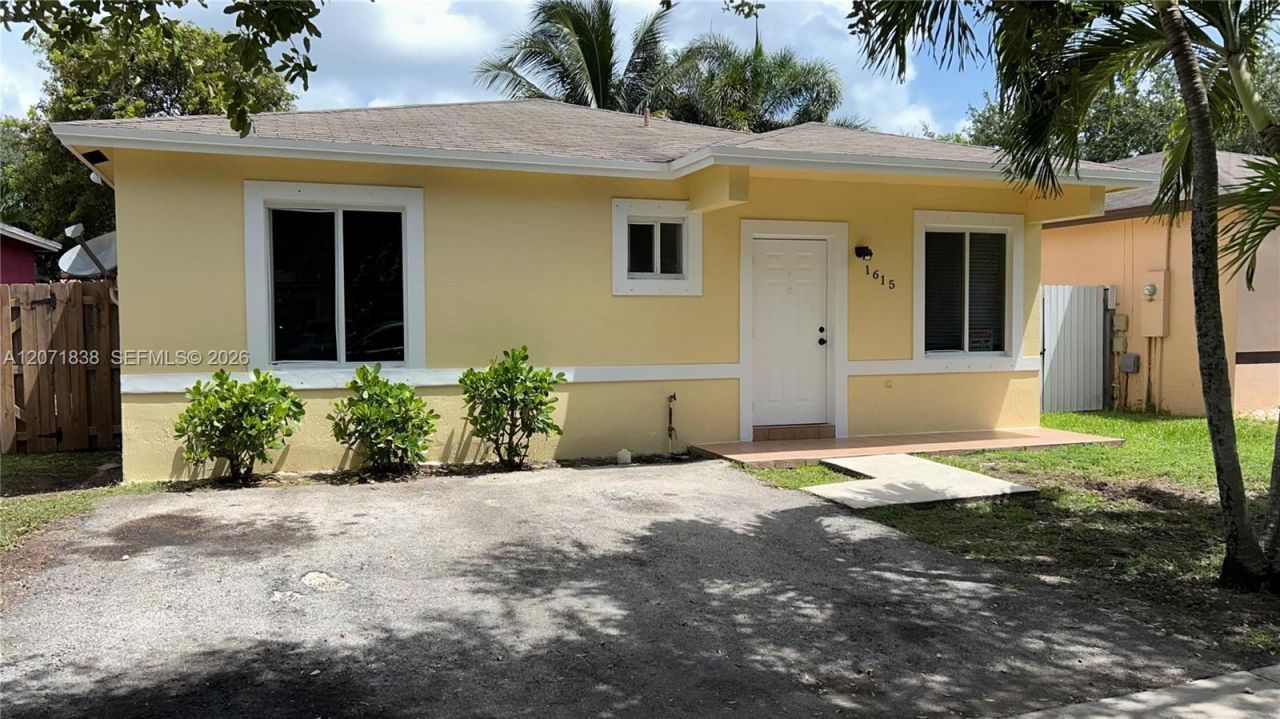 1615 SW 3rd Ct, Homestead, FL 33030 Photo