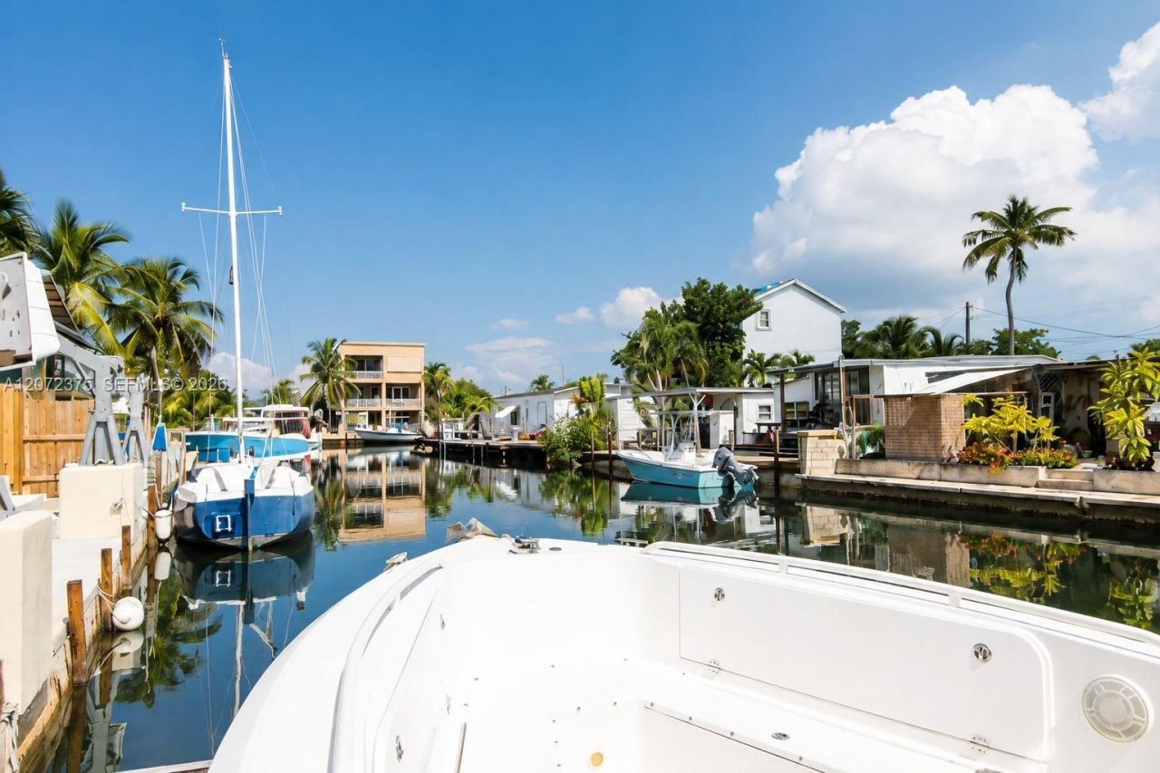 11 Flamingo Rd , Key Largo, FL 33037 Photo
