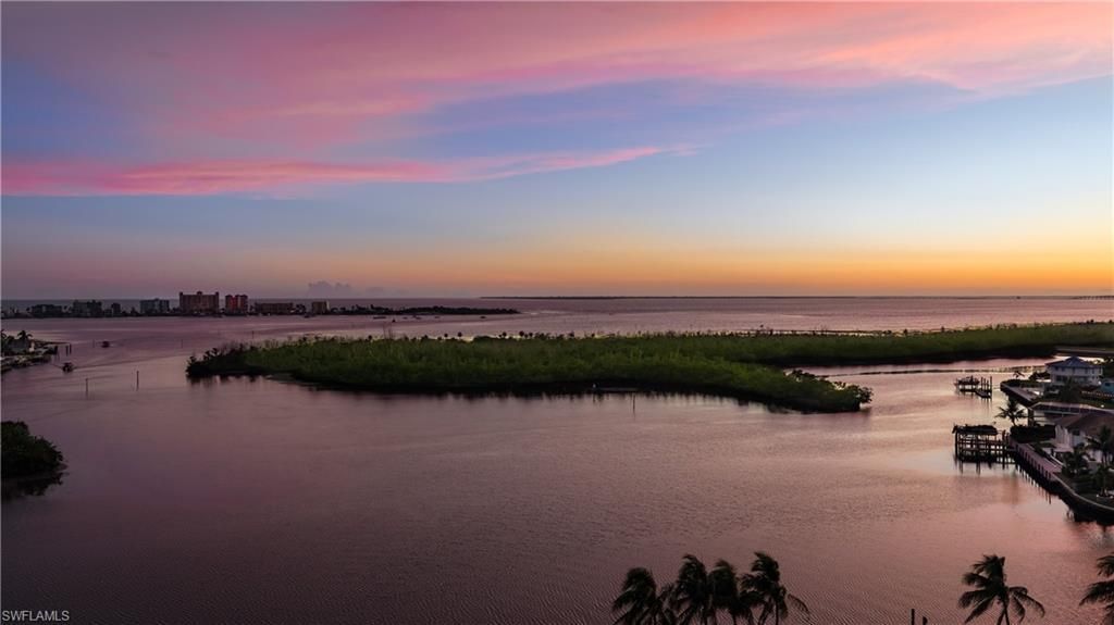 18120 San Carlos Blvd , Unit PH2, Fort Myers Beach, FL 33931 Photo