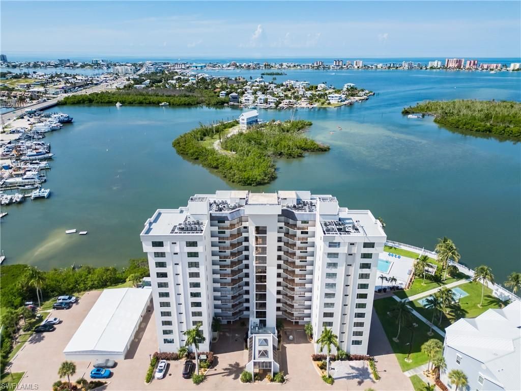 18120 San Carlos Blvd , Unit PH2, Fort Myers Beach, FL 33931 Photo