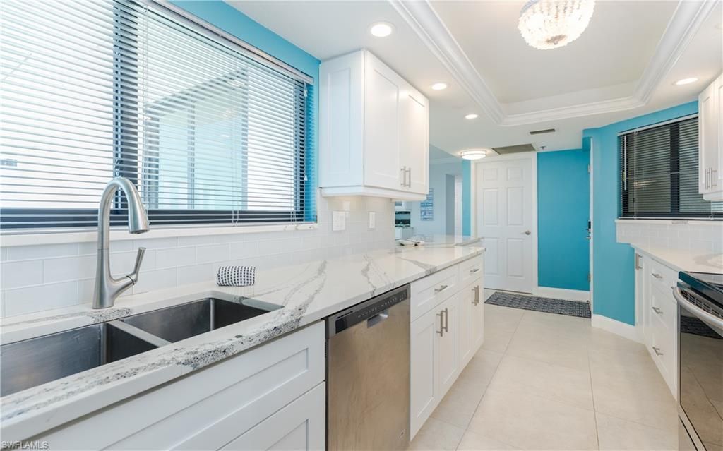 18120 San Carlos Blvd , Unit PH2, Fort Myers Beach, FL 33931 Photo