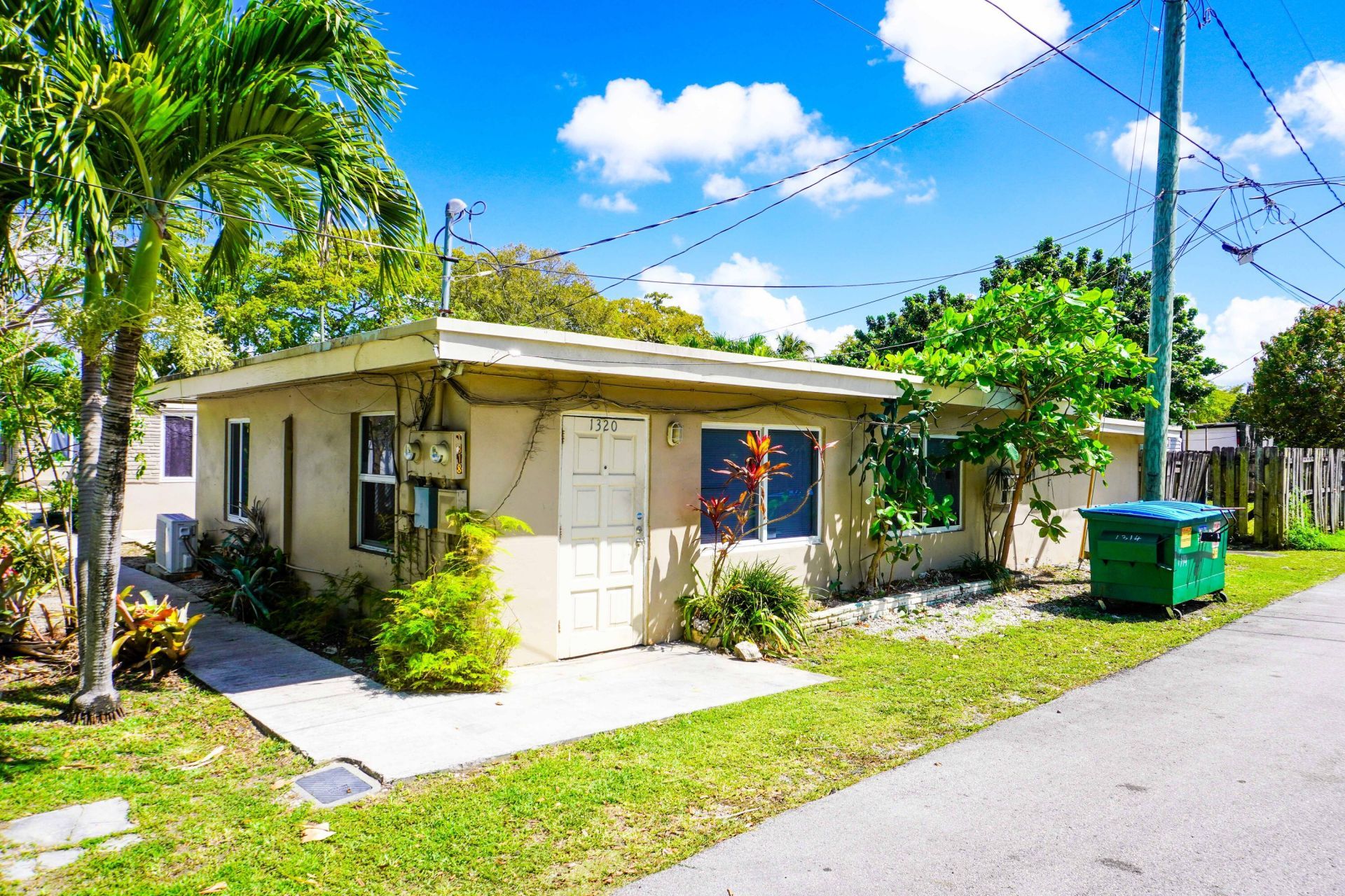 1314 S 20th Avenue, Hollywood, FL 33020 Photo