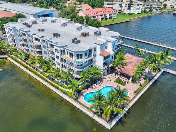 2700 N FEDERAL Highway, Unit 306, Boynton Beach, FL 33435