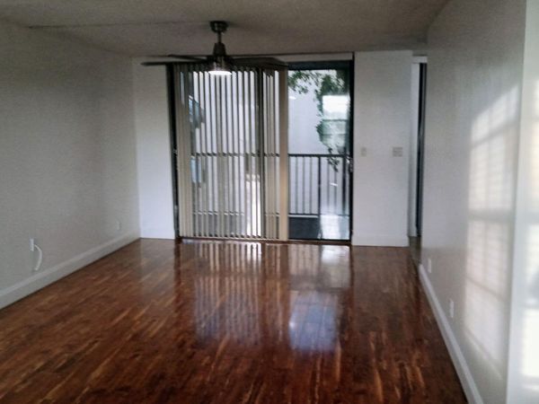 3550 BLUE LAKE Drive, Unit 405, Pompano Beach, FL 33064