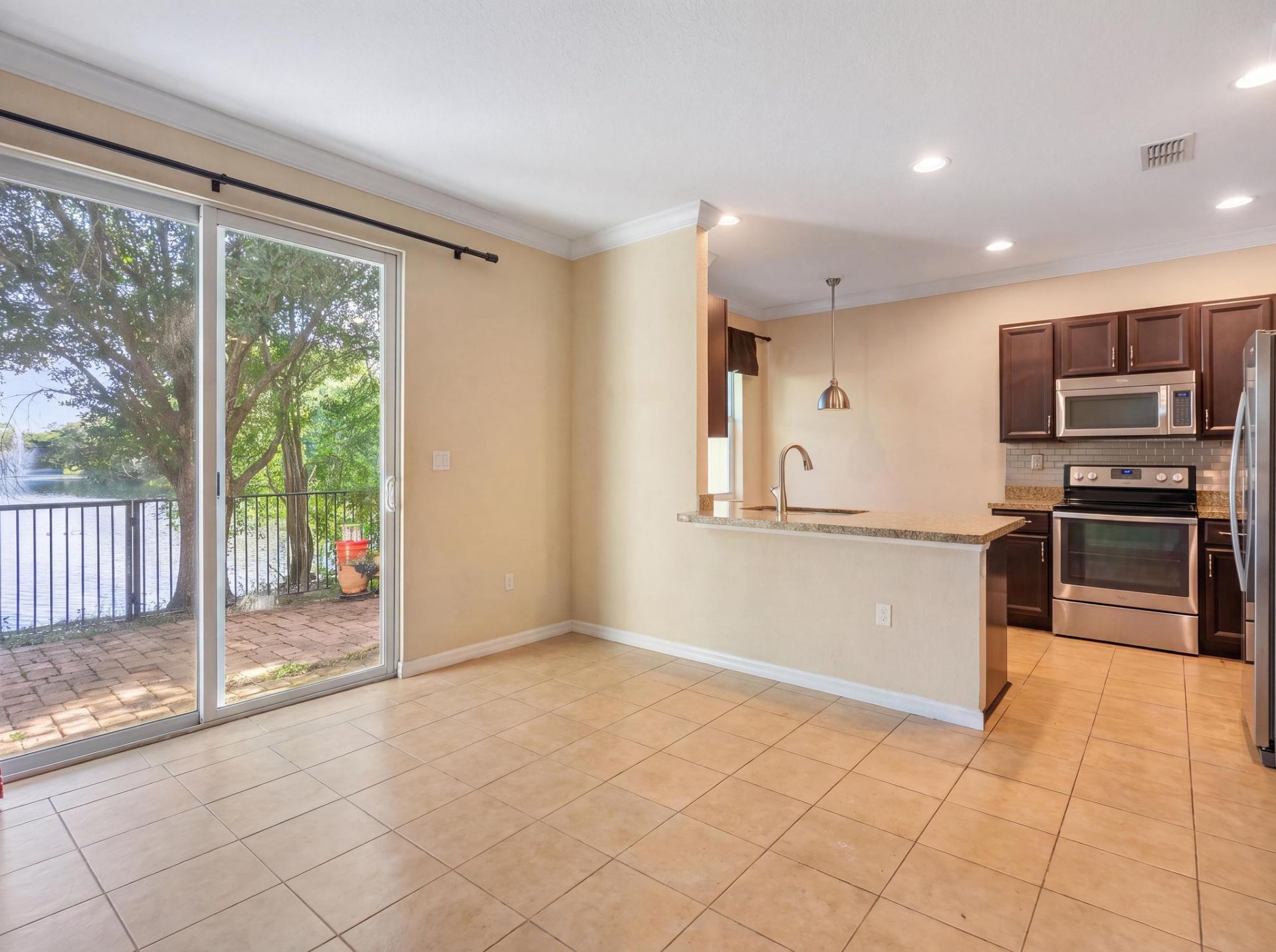 301 Lake Monterey Circle, Boynton Beach, FL 33426 Photo
