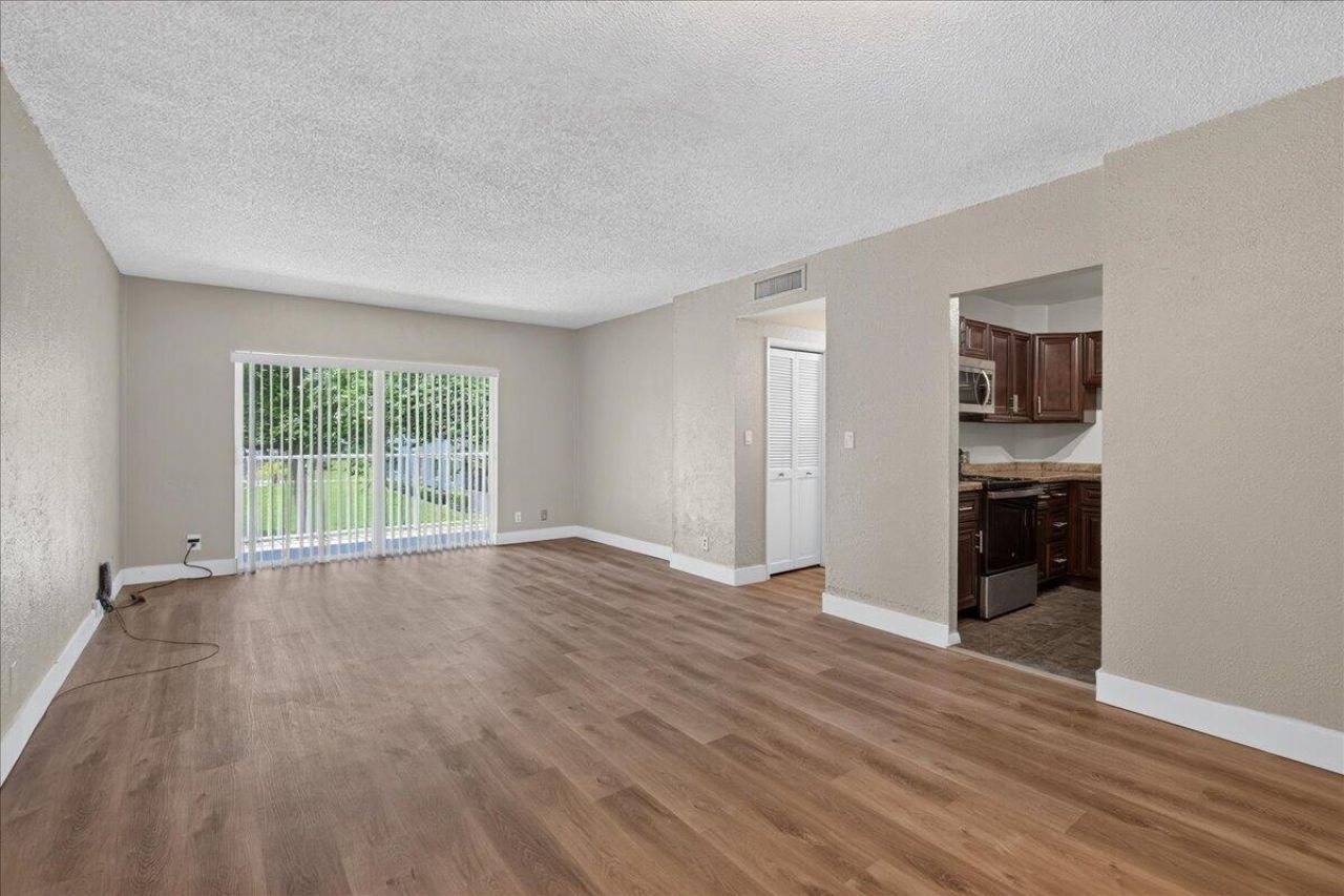 4200 Hillcrest Drive, Hollywood, FL 33021 Photo