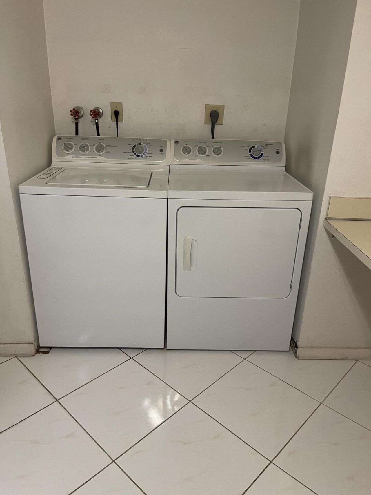 2802 N 46th Avenue, Unit B318, Hollywood, FL 33021 Photo