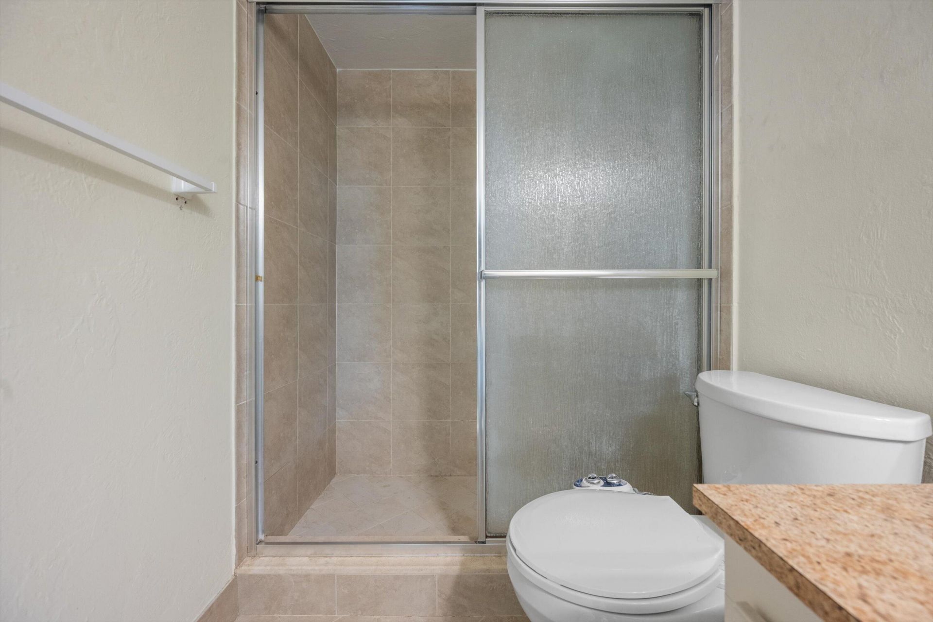 2800 N Ocean Drive, Unit A-8B, Riviera Beach, FL 33404 Photo