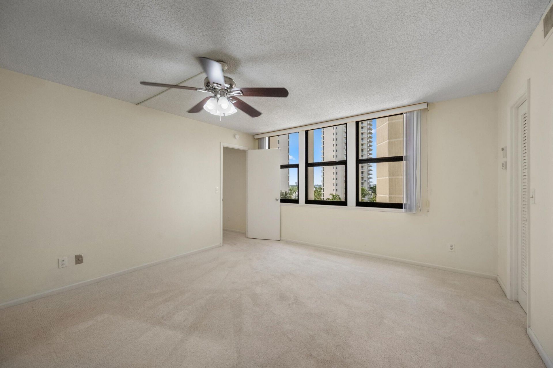 2800 N Ocean Drive, Unit A-8B, Riviera Beach, FL 33404 Photo