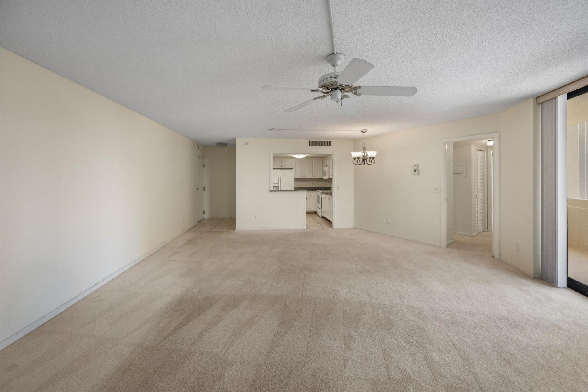 2800 N Ocean Drive, Unit A-8B, Riviera Beach, FL 33404 Photo