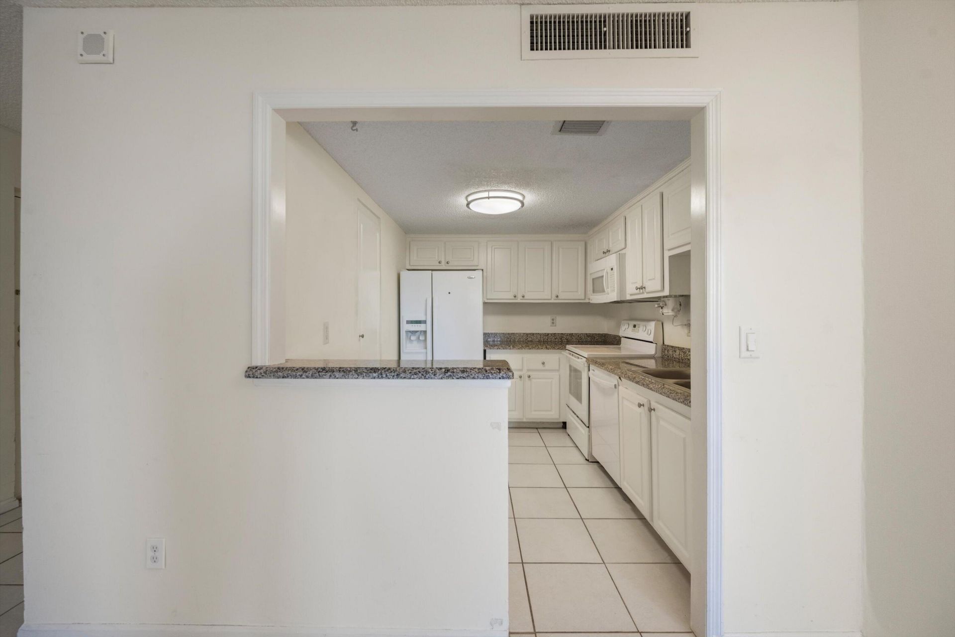 2800 N Ocean Drive, Unit A-8B, Riviera Beach, FL 33404 Photo