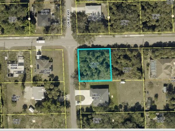 207 NW 6TH Place, Lehigh Acres, FL 33972