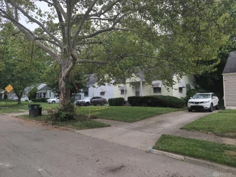 1424 Shaftesbury Road, Dayton, OH 45406 Photo 3