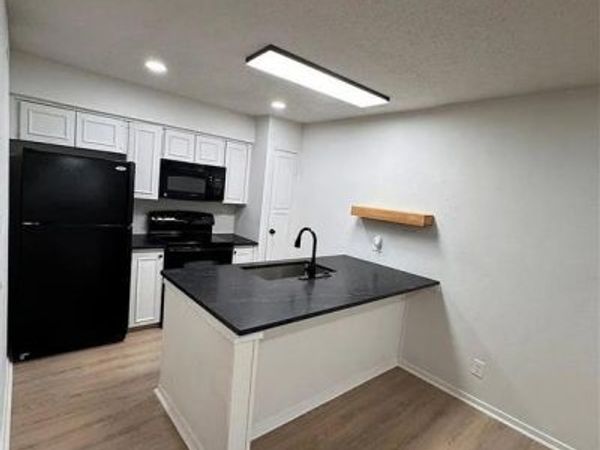 4859 Cedar Springs Road, Unit 150, Dallas, TX 75219