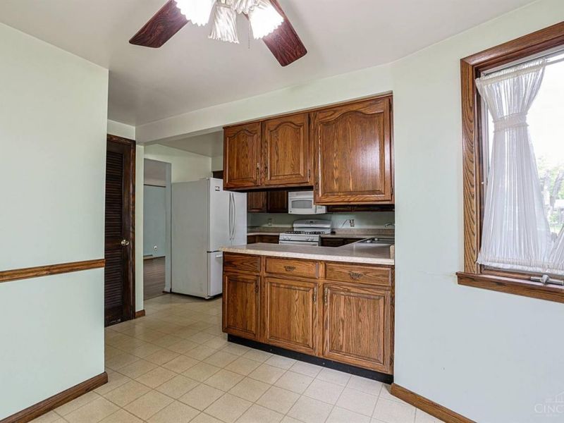 5522 Garrett Drive, Miami Township, OH 45150 Photo 13