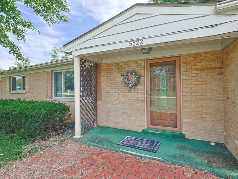 5522 Garrett Drive, Miami Township, OH 45150 Photo 3
