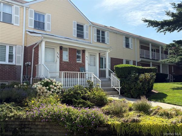 67-71 Cloverdale Lane , Oakland Gardens, NY 11364