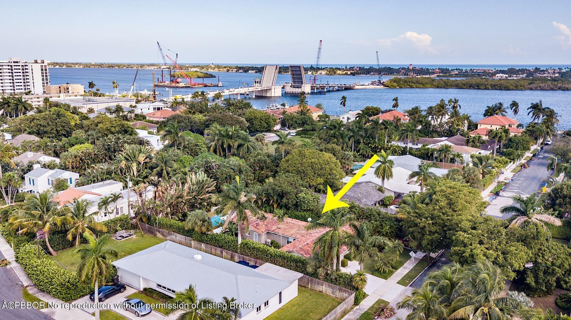 157 Worth Court N, West Palm Beach, FL 33405 Photo