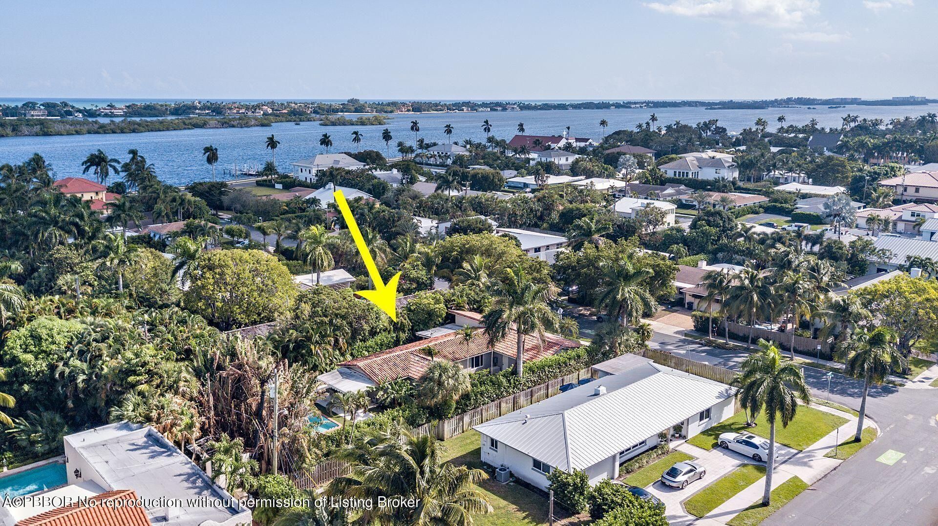 157 Worth Court N, West Palm Beach, FL 33405 Photo