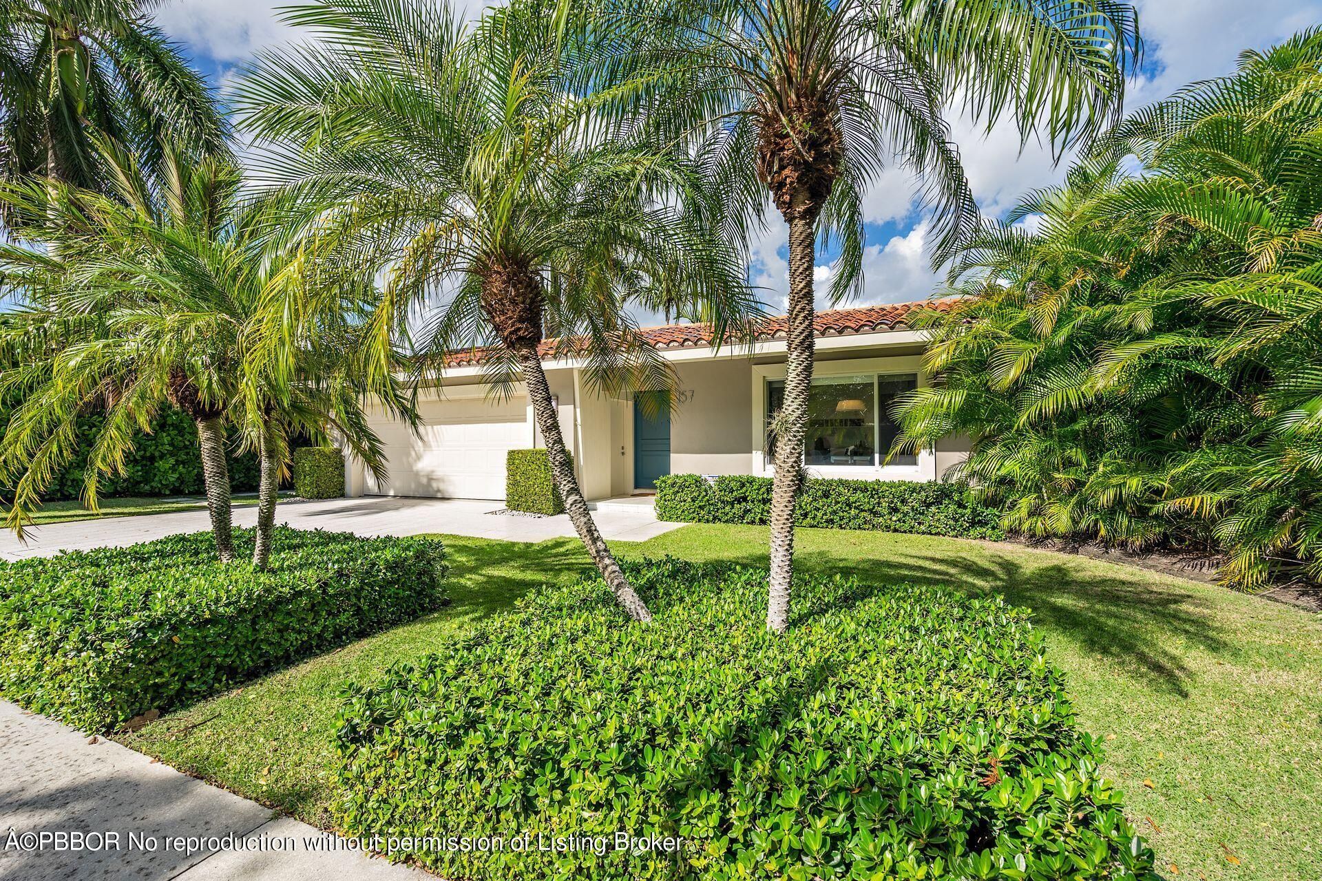 157 Worth Court N, West Palm Beach, FL 33405 Photo