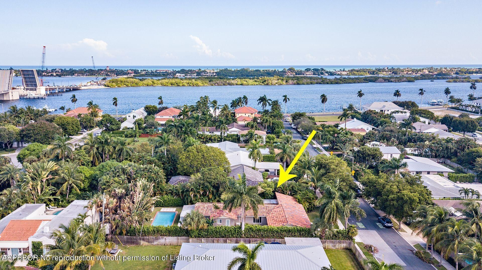 157 Worth Court N, West Palm Beach, FL 33405 Photo